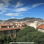 Lovely One Bedroom Flat Place GARIBALDI et PORT
