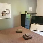 Villa Medicis Charmant Studio Climatise Port Riquier Acropolis