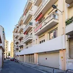 Nice Center - Bright Studio Balcony Wifi & Aircon