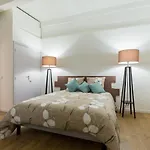 Apartment Large One Bedroom Flat In The Old Town