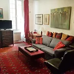 Family 2br Old Town Near Ac