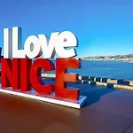 Nice Center - Bright Studio Balcony Wifi & Aircon