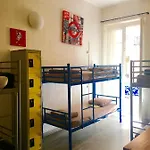 Backpackers Chez Patrick Nice