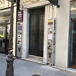 Apartment 1 Bdr Downtown Near Place Massena *