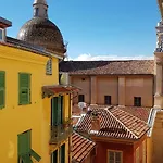 Apartment Sunny In Heart Of Old Town *