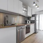 Large 2 Bdr At Port Apartment Nice