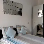 Spacious Appartment Wifi Next To The Port