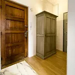 Vecchio Le Comte De Nice