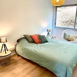 Appartement En Residence Avec Piscine, Cinema