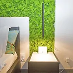 Apartment Luxury Garden Jacuzzi Promenade *