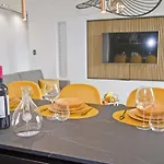 Apartment Luxury Garden Jacuzzi Promenade *