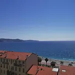 Studio Le Grand Bleu Fshh