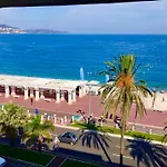 Apartment A Charming Corner On The Promenade Des Anglais Nice