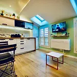 New ! Superbe Studio Vieux Nice - Climatise