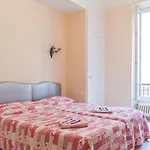 Large 2br Sunny 20 Meter Terrace Parking Shops Apartment *