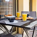 #4 Papon Parking Climatise Terrasse & Wifi 5Mins A Pieds Du Vieux Nice
