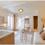 Apartment 2 Pieces Vieux Vue Coulee Verte *