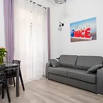Centre Flat - Modern, Quiet And Brand New Apartment Nice