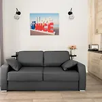 Centre Flat - Modern, Quiet And Brand New *
