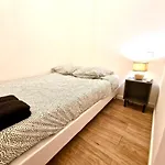 Petite Californie Apartment *