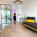 Promenade-Des-Anglais-Front-Sea