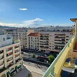 L\'Escale A La French Riviera