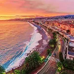 Bel Appartement - 50M2 A 7 Minutes Du Centre Au Calme