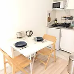 Très Joli Studio à 150 m de la mer