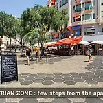 Nestor&Jeeves - Adriana - Central, Close Sea