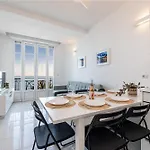 Sea View - 2 Bdr Promenade Des Apartment *