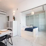 Sea View - 2 Bdr Promenade Des Apartment *
