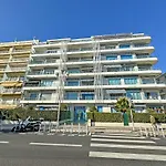 Cosy Sea Front Apartment Nice France