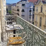 From 1882, Romantic Flat, In The Golden Square Apartment Nice