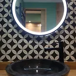 Escape To Nice For 6 Persons