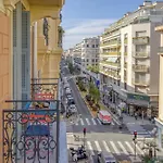 Sublime, Modern, Balconies, A/C, Refurbished