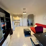 Apartment Ouest St Isidore- 2p Au Calme Nice