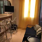 Summer Studio, 4 Persons, Mobile Ac, Old Town Apartment *