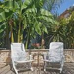 La Petite Nicoise Au Jacuzzi A 3 Min De La Villa