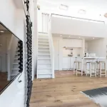 Malonat Duplex - Old Town