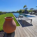 De Luxe Piscine Vue Villa *