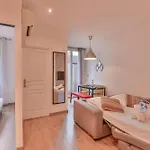 Holiday home Carre D'or 2p A Deux Pas De La *