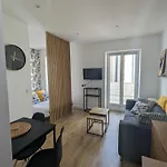 Carre D'or Apartment