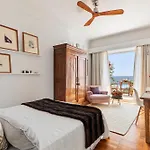 Unique sea view apartment, center, 100m2