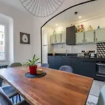 Nice Port, Newly Renovated Cosy Apartment 55M2