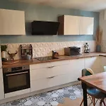 Appartement Villa 4 Pieces Dans Residence Avec Piscine Et Jardin Pour Enfants