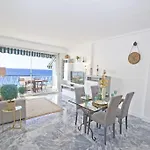 Luxury Sea Front Condo Milord