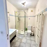 Apartment A Charming Corner On The Promenade Des Anglais