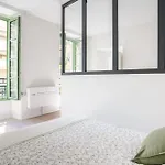 06bz - Modern In The Heart Of The Port Apartment Nice
