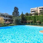 Piscine Climatisation Tennis *