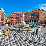 Appartement Cosy Avec Grande Terrasse